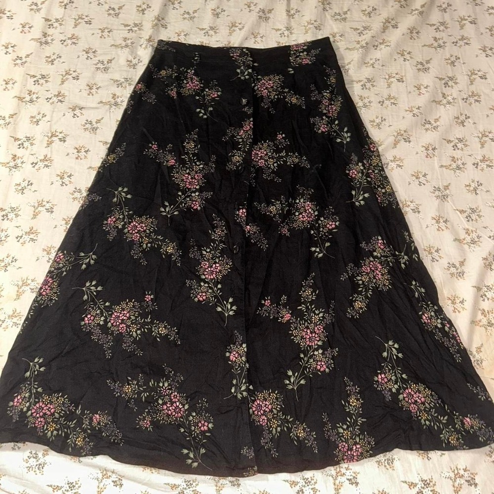 Vintage Black floral midi skirt with buttons